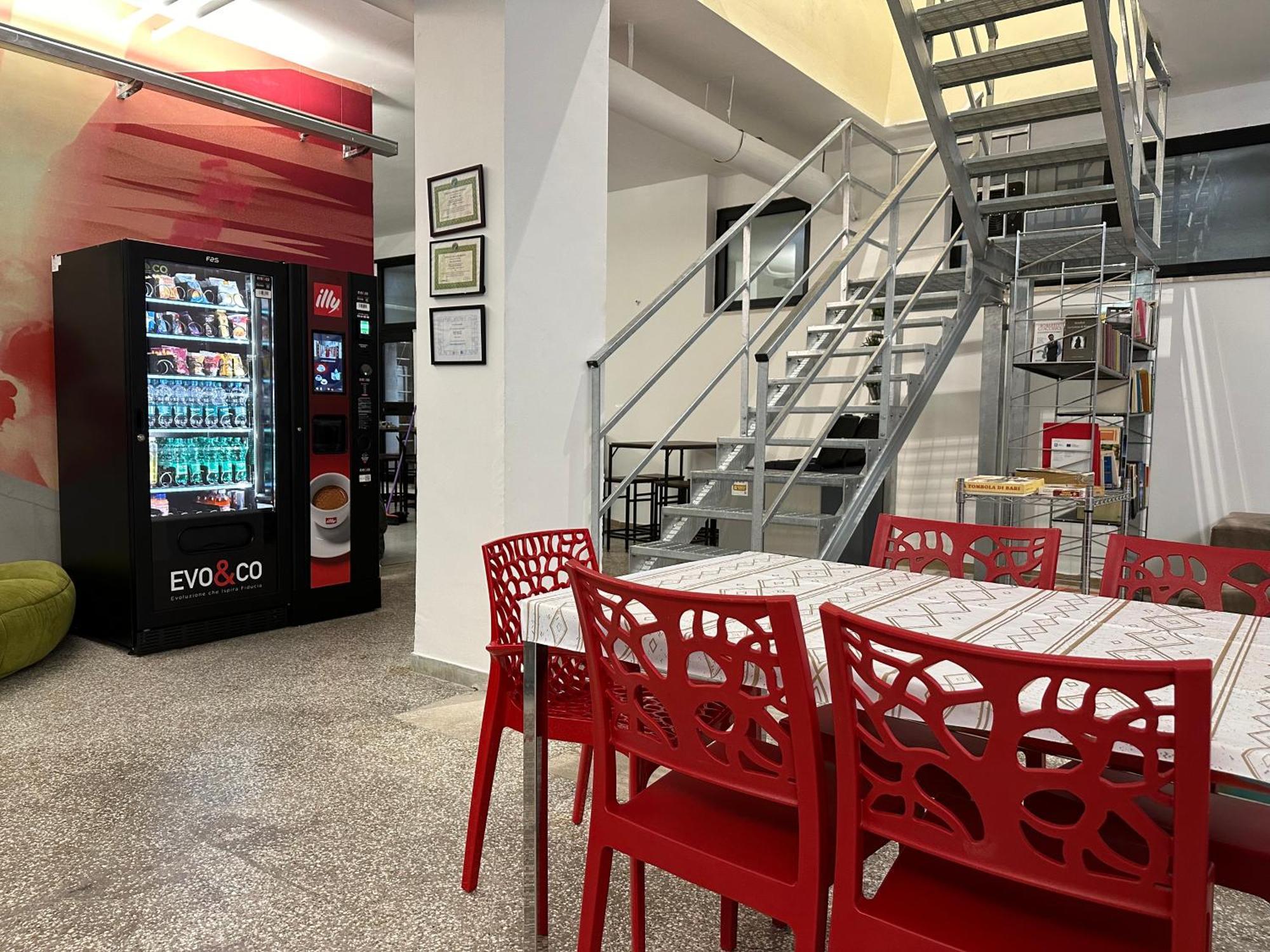 Cconforthotels Host Bari Centrale المظهر الخارجي الصورة