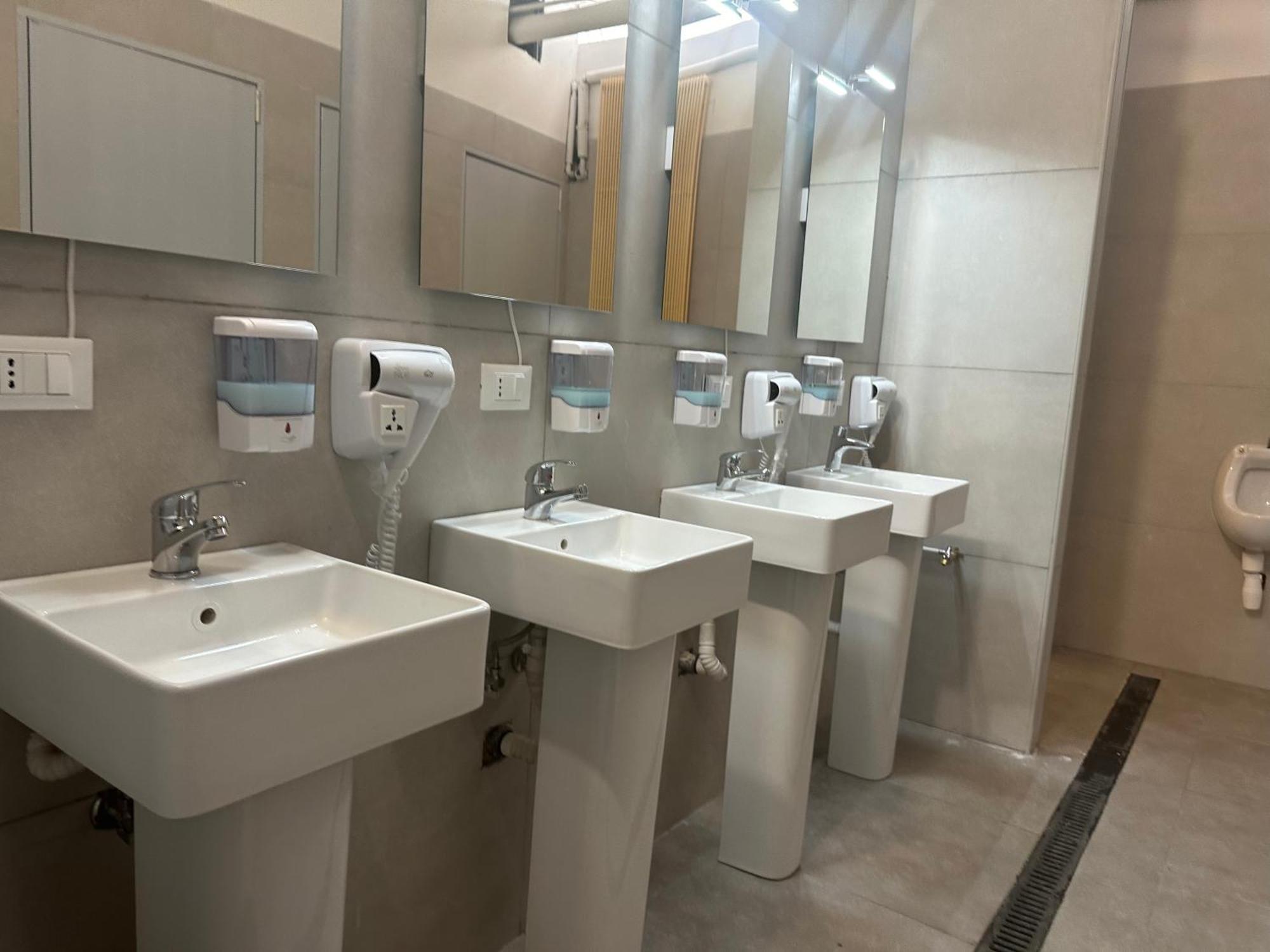 Cconforthotels Host Bari Centrale المظهر الخارجي الصورة